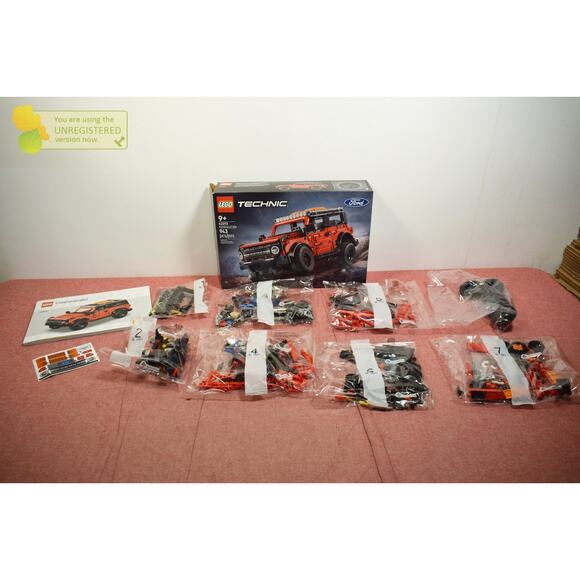 LEGO Technic Ford Bronco SUV 42213 - Off-Road 4x4 Model   Technic Ford Bronco SUV Kids Toy Car Building Set 42213 (Parts)